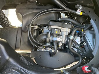 Vespa Sprint 125 ABS - 10