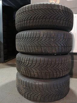 Citroen C5, C6 disky + zimní 225/60/16. - 10