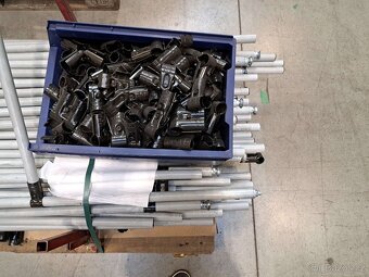 Stavebnicový Gravitační Regálový Systém / Válečkové Dráhy (F - 10