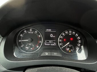 ŠKODA RAPID SPACEBACK 1.2tsi - jen 180tis. km - 10