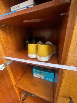 Šatní skříň za odvoz - 10