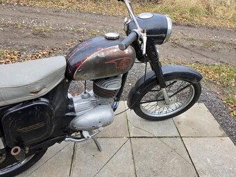 ČZ 250 Sport - 10