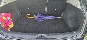 Nissan Qashqai 2.0 DCi 4x4 automat,nová stk, tažné,panorama - 10