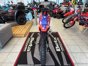 Beta RR 2T 300 Enduro Racing MY25 - 10
