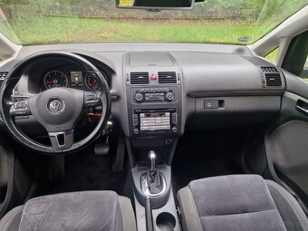 Volkswagen Touran, VW Touran 2.0 TDI Highline - 10