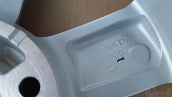 NOVÉ originální ALU kola ŠKODA 5x112 R17 Karoq Yeti Octavia - 10