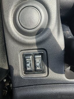 Mitsubishi Outlander 2.0 Mivec, benzín, 2 sady kol, tažné, n - 10