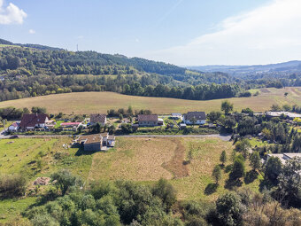 Prodej stavebního pozemku 2014 m² Horní Poříčí - 10