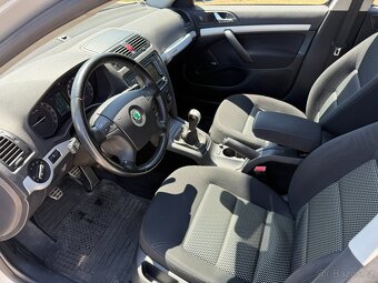 Škoda Octavia Scout 4x4 2.0TDi 103kW manuál, 9/2008 původ ČR - 10