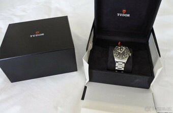 Tudor Black Bay Harrods Edition Ref. 79230G Kompletní sada N - 10