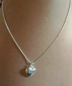 Nový dámský stříbrný náhrdelník  a přívěsek srdíčko 925 - 10