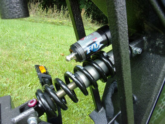 Elektromotorka 7kW se šlapátky, můžete všude jako na kole - 10