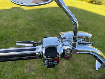 YAMAHA XV 1900 A Midnight Star (2008) - 10