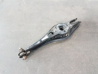 Zadní spod. rameno 5Q0505311D Škoda Octavia III,... - 10