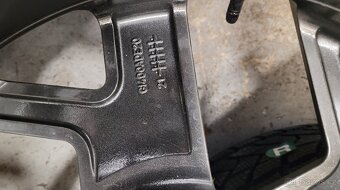 Kia Sorento IV ,alu 20',originál, zimní pneu, TPMS - 10