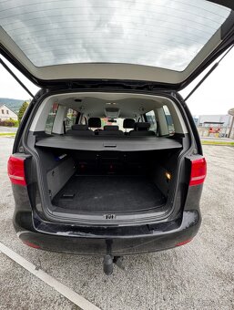 Volkswagen Touran 2.0 TDI 103 kW MATCH - 10