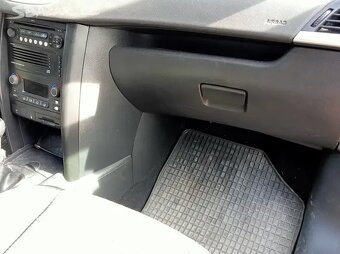 Peugeot 207 SW - 10