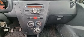 Daihatsu Cuore - 10
