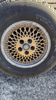 Jeep Cherokee. Prodam komplet zimni kola 225/70/15 - 10