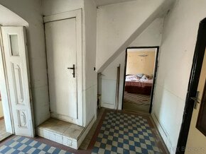 Prodej malé zemědělské usedlosti 100 m² s pozemkem 617 m² - 10
