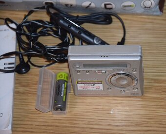 MINIDISC / minidisk recorder MDLP SONY MZ-R700, DO,přísluš - 10