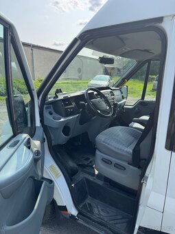 Ford Transit 2.2tdci 9 míst, tažné, DPH - 10