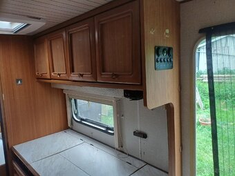 Karavan hobby 530 - 10