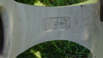 Sada Alu. Kol (disků ) s pneu m+s R15 / 4x108 - 10