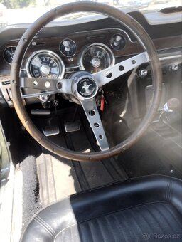 Ford Mustang v8 kabriolet - 10