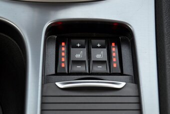 Ford Mondeo 2.0 TDCi 103kW Titanium kombi - 10