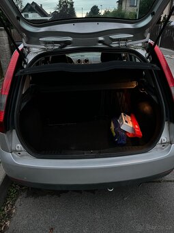 Prodám - Ford Fiesta 2004 - 10