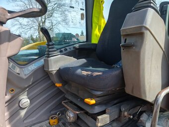 kolový bagr-rypadlo - 10