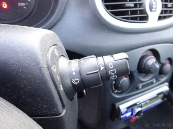 Renault Clio 1.2i r.v.2012 (55 kw) stk:7/2027 - 10