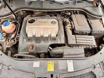 Passat B6 2.0 TDi 125kw manuální převodovka - 10