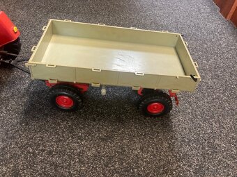 ANKER starý velký traktor s vlečkou - 10