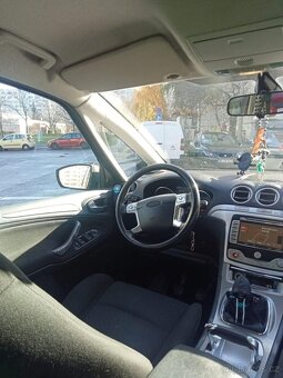 Ford S Max - 10