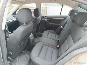 Škoda Octavia II 1.6 MPI - 10