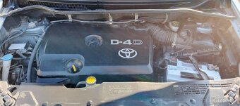 Toyota Corolla Verso, 2.2 D-4D 100kw, 7 míst - 10