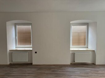 Prodej ubytovacího zařízení 236 m² Bratrušov ŠUMPERK - 10