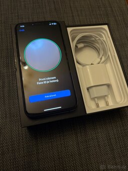 Apple iPhone 11 Pro 64GB Midnight Green - 10
