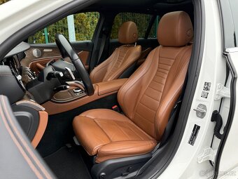 Mercedes E400 4Matic 245kW AMG Airmatic Pano - 10