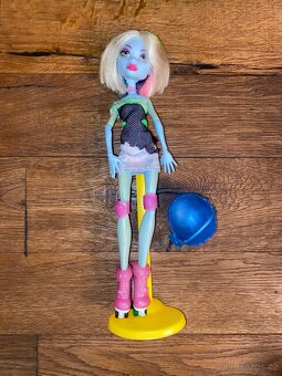 Prodám panenky barbie a jiné- SKVĚLÝ NAROZENINOVÝ DÁREK - 10