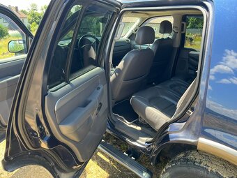 Ford Explorer 4.0 V6 4x4 (AWD) + LPG, 7míst, tažné, šíbr - 10