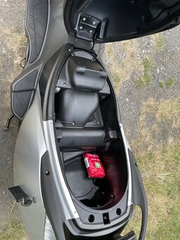 Aprilia Atlantic 500 - 10