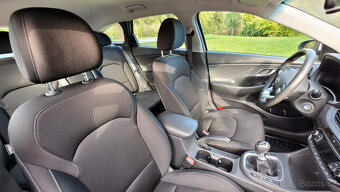 Hyundai i30 kombi 1.4 T-GDI 103KW – 1maj., ČR, serv., 8 kol - 10