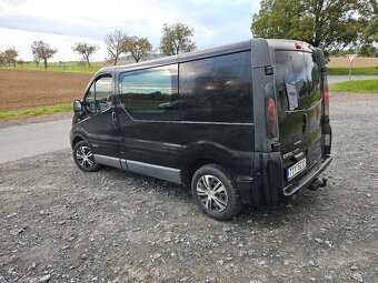 Opel vivaro 1.9 cdti 74kw r.v 2006 5mist - 10