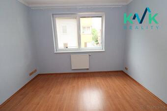 Pronájem bytu 4+1, 108 m², balkon, novostavba – Karlovy Vary - 10