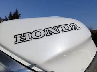 Honda VFR 750 - 10