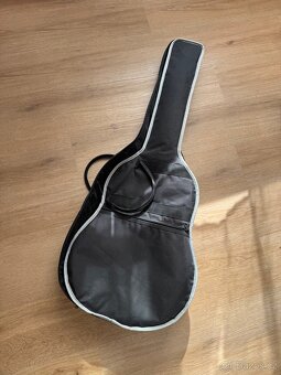Prodám klasickou kytaru Stagg C442 - 10