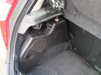 Fiat Punto 1.2 klima , originál 92tis.km,bez koroze - 10
